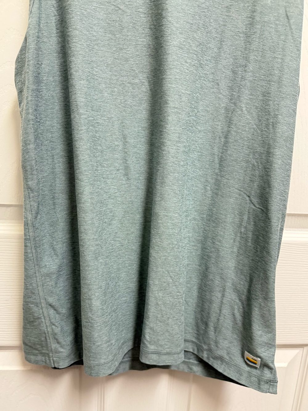 Vuori Seafoam Muscle Tank - Picture 4 of 10